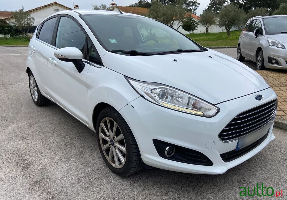 2017' Ford Fiesta photo #3