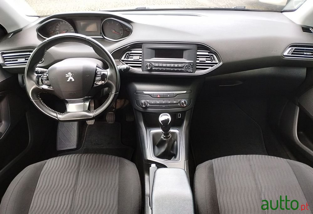 2020' Peugeot 308 Sw photo #5