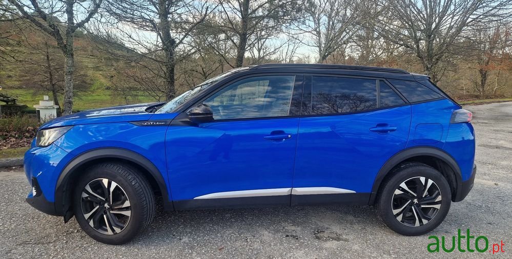 2020' Peugeot 2008 1.5 Bluehdi Gt Line photo #3