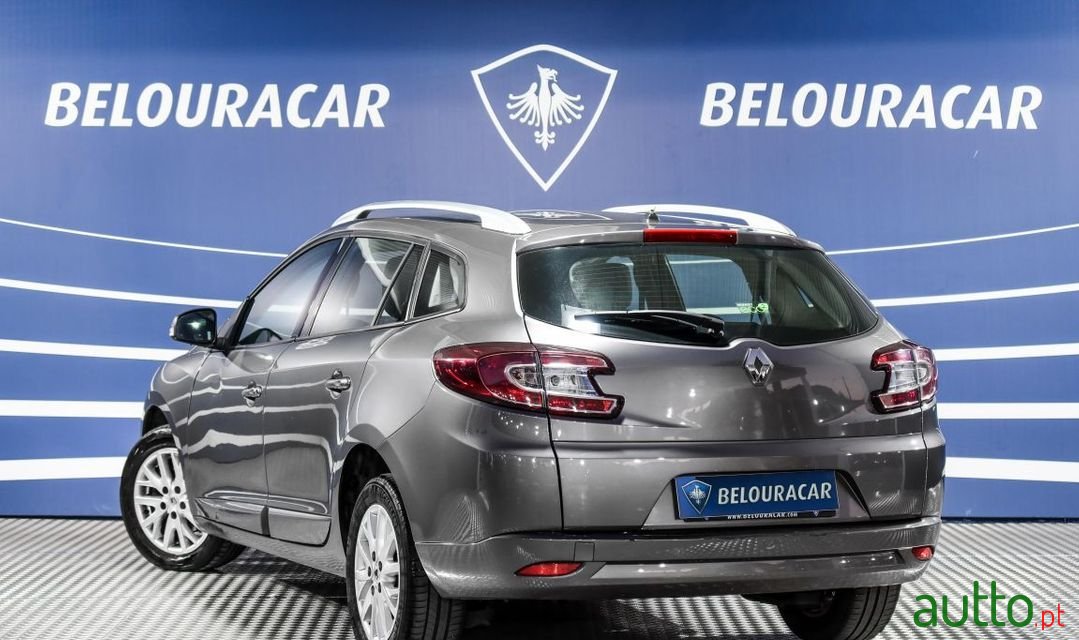 2014' Renault Megane Break photo #3