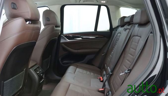 2018' BMW X3 photo #5