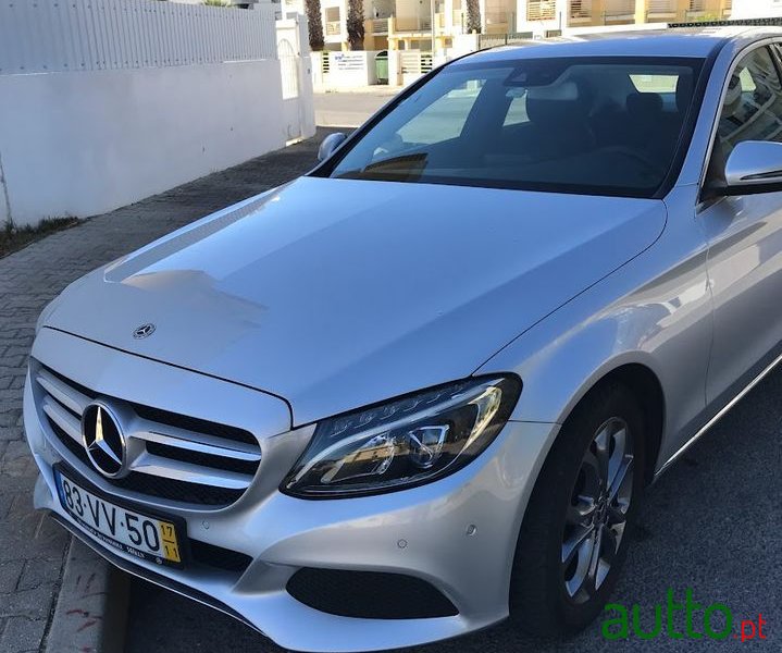 2017' Mercedes-Benz C-220 photo #2