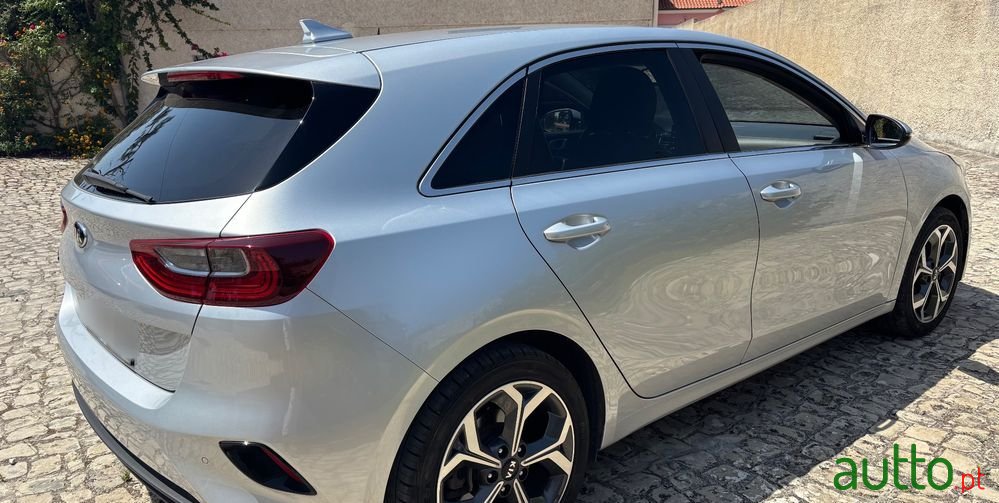 2020' Kia Ceed 1.0 T-Gdi Drive photo #4