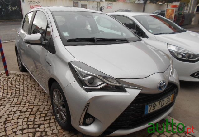 2017' Toyota Yaris photo #1