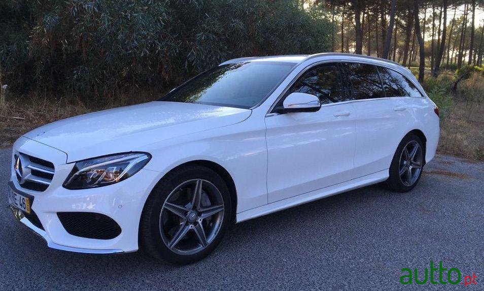 2015' Mercedes-Benz C-250 photo #3