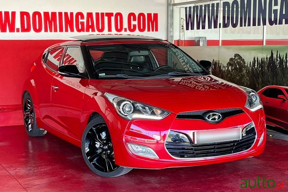 2011' Hyundai Veloster photo #1