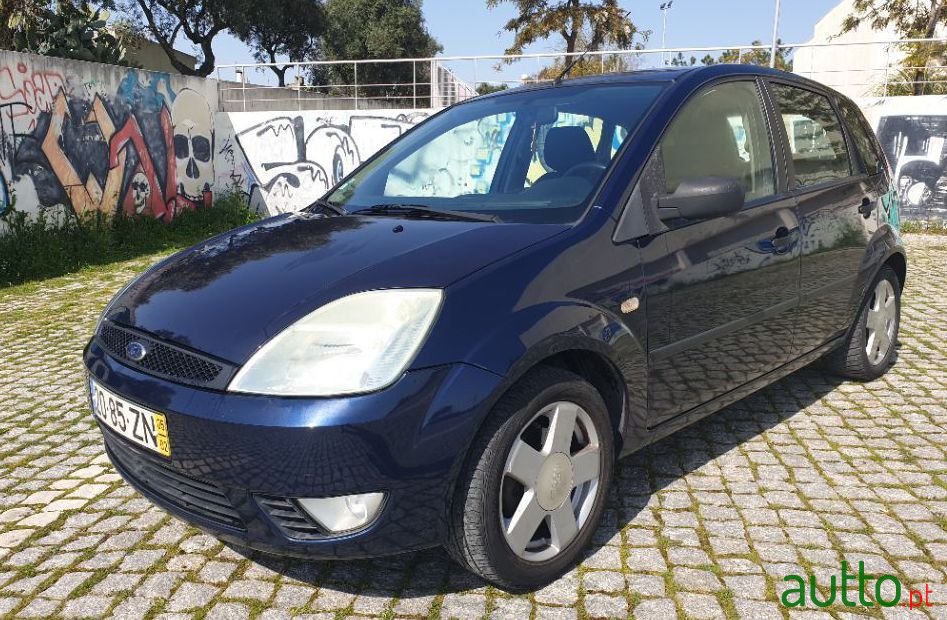 2005' Ford Fiesta Ghia photo #3