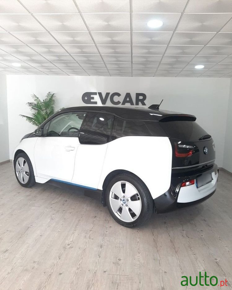 2019' BMW Série I 120Ah photo #5