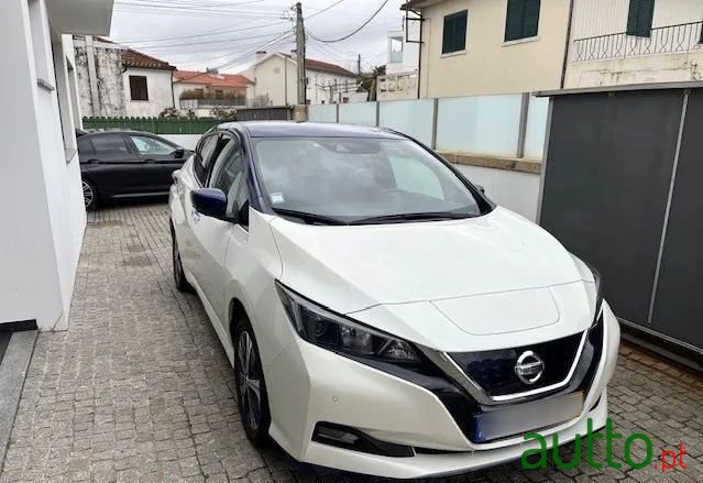 2020' Nissan Leaf E+ N-Connecta photo #2