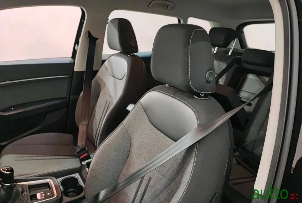 2022' SEAT Ateca 1.0 Tsi Style photo #3