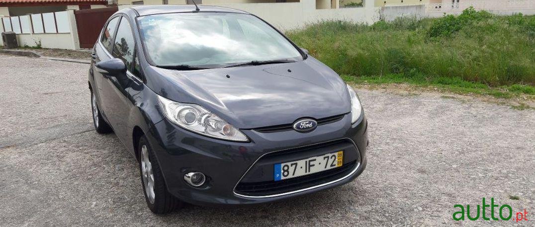 2009' Ford Fiesta photo #1