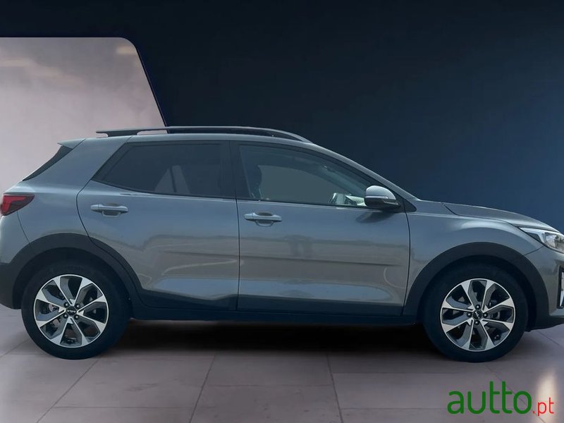 2024' Kia Stonic 1.0 T-Gdi Drive photo #4