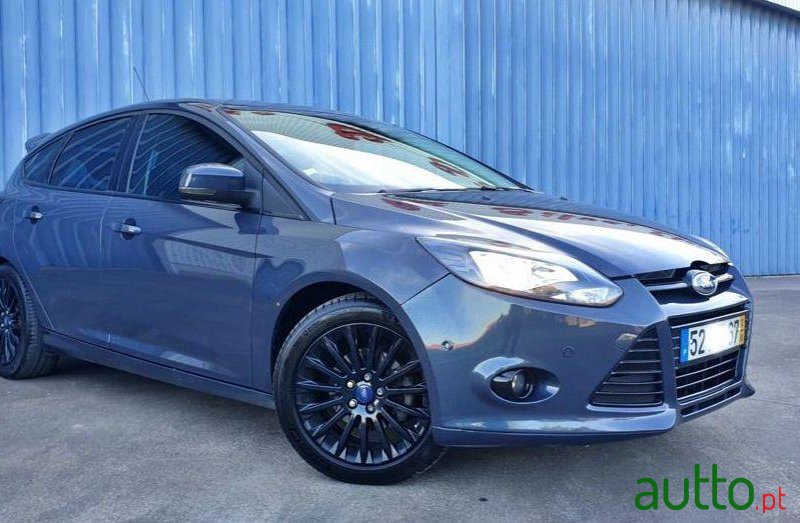 2012' Ford Focus 1.6 Tdci St-Line photo #1