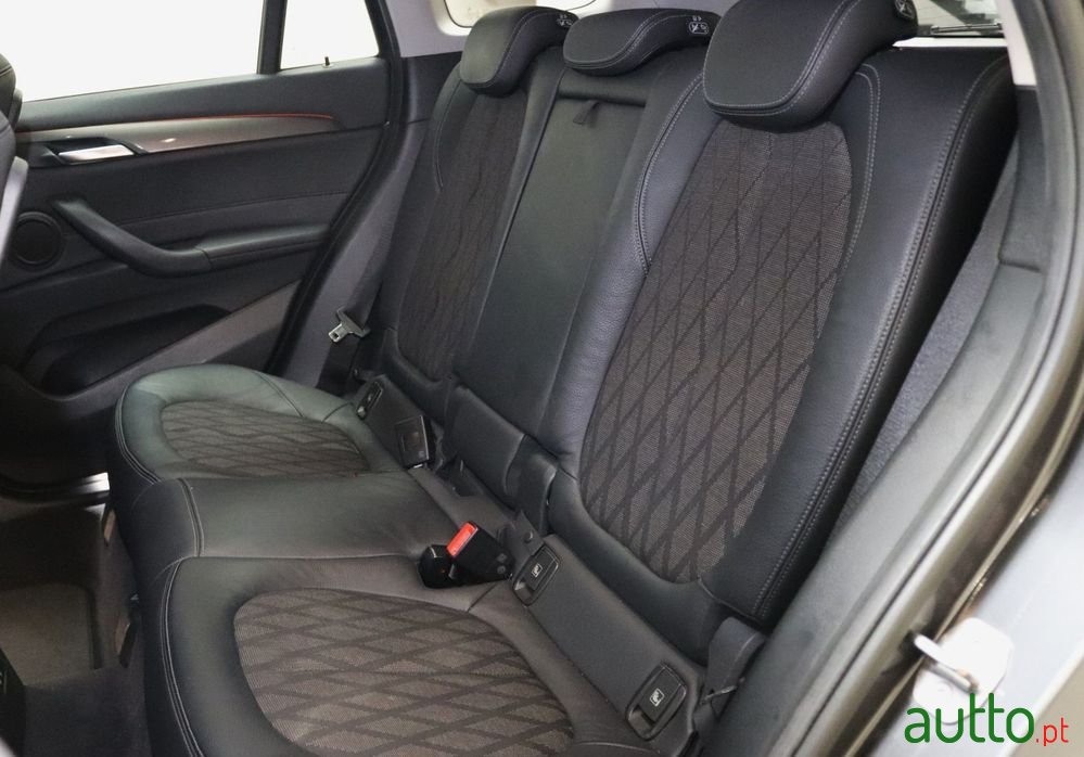 2019' BMW Série X 16 D Sdrive Auto photo #5