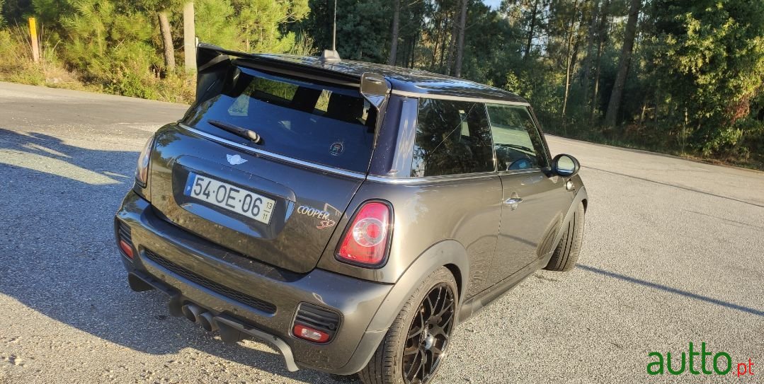 2013' MINI Cooper photo #4