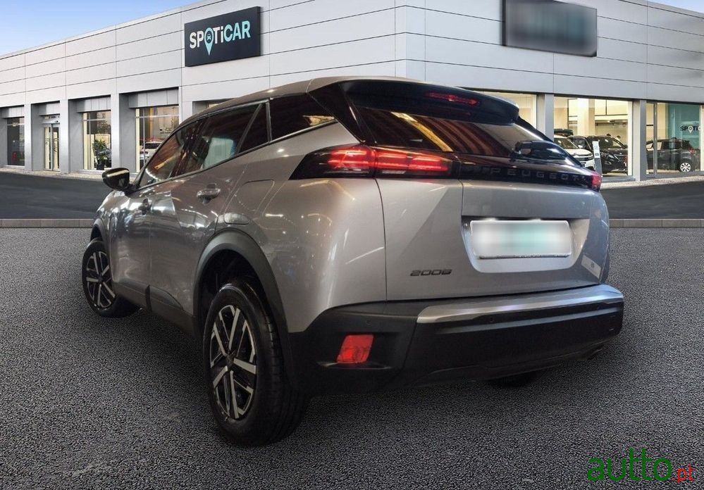 2024' Peugeot 2008 1.2 Puretech Active photo #6