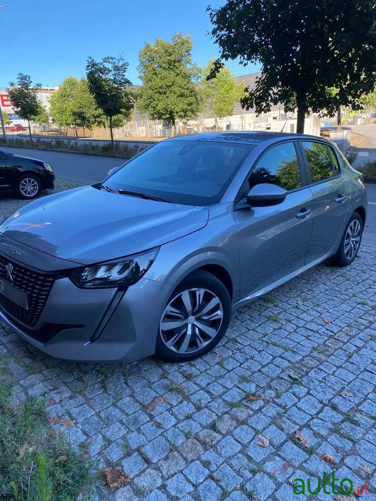 2020' Peugeot 208 photo #3