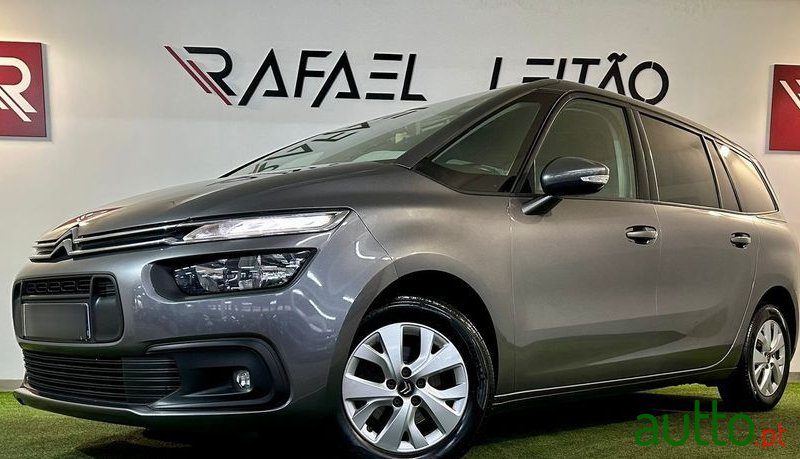 2020' Citroen C4 Grand Picasso photo #1