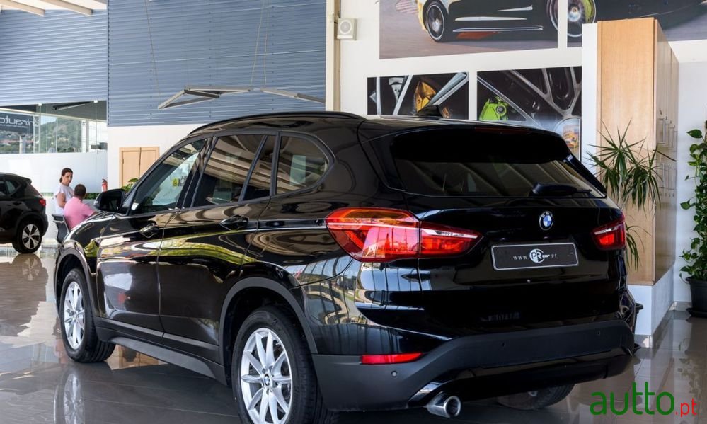 2020' BMW X1 16 D Sdrive Auto photo #5