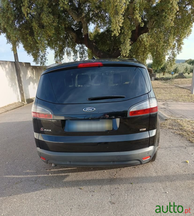 2010' Ford S-Max photo #6