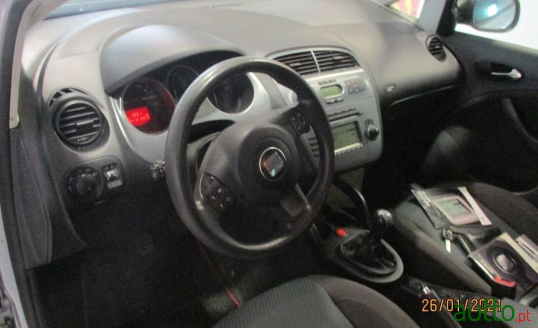 2008' SEAT Altea photo #2