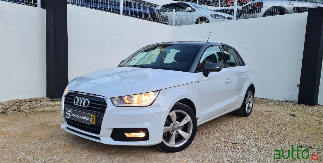 2016' Audi A1 Sportback photo #1