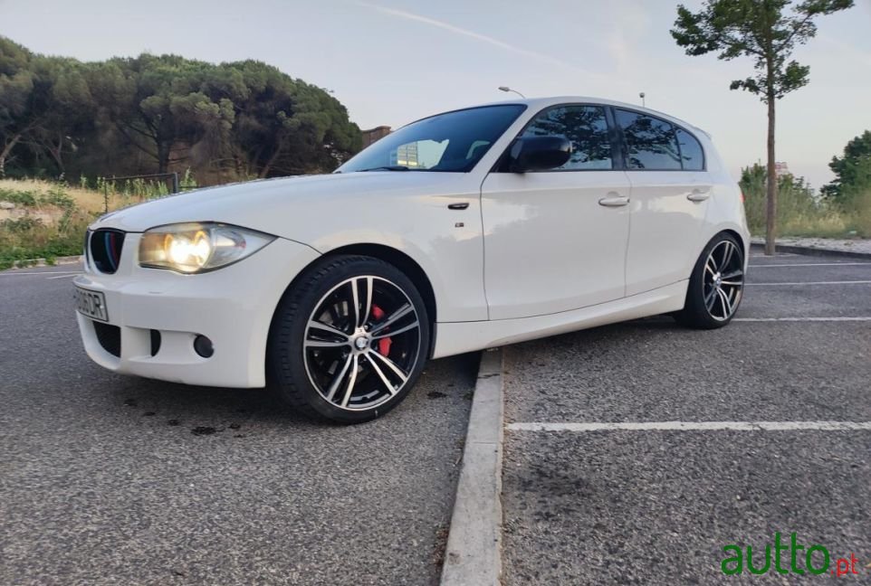 2010' BMW 120 photo #1