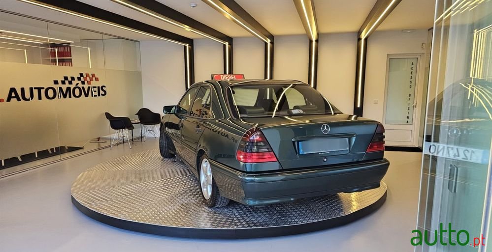 1999' Mercedes-Benz C 220 Cdi Classic photo #3