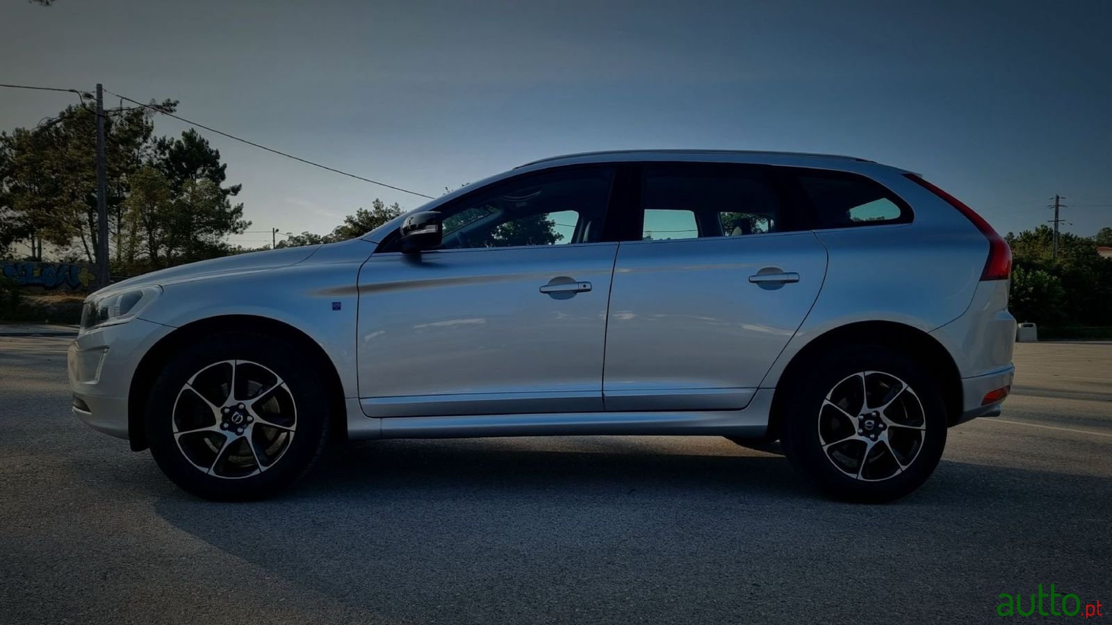 2016' Volvo XC60 photo #5