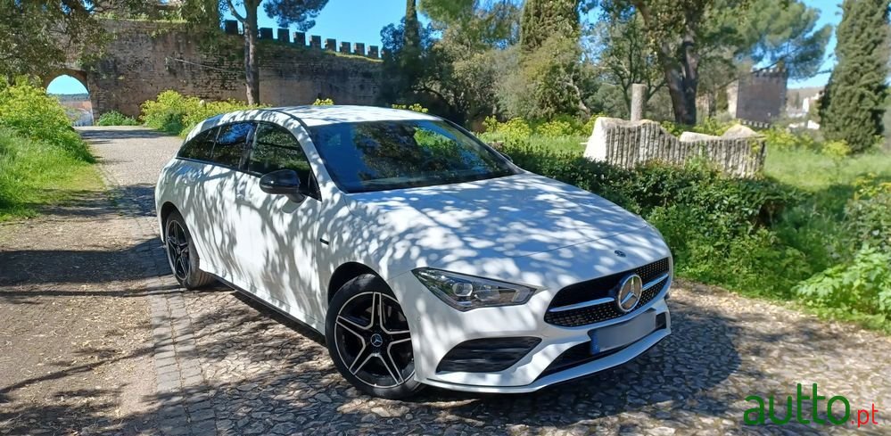 2021' Mercedes-Benz Classe Cla E Amg Line photo #4