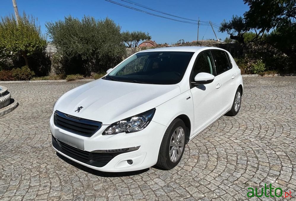 2016' Peugeot 308 1.6 Bluehdi Style photo #1