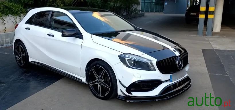 2013' Mercedes-Benz A-180 photo #1