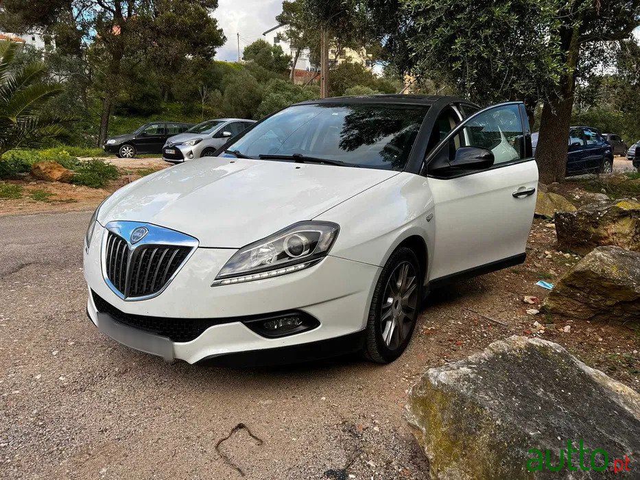 2008' Lancia Delta photo #1