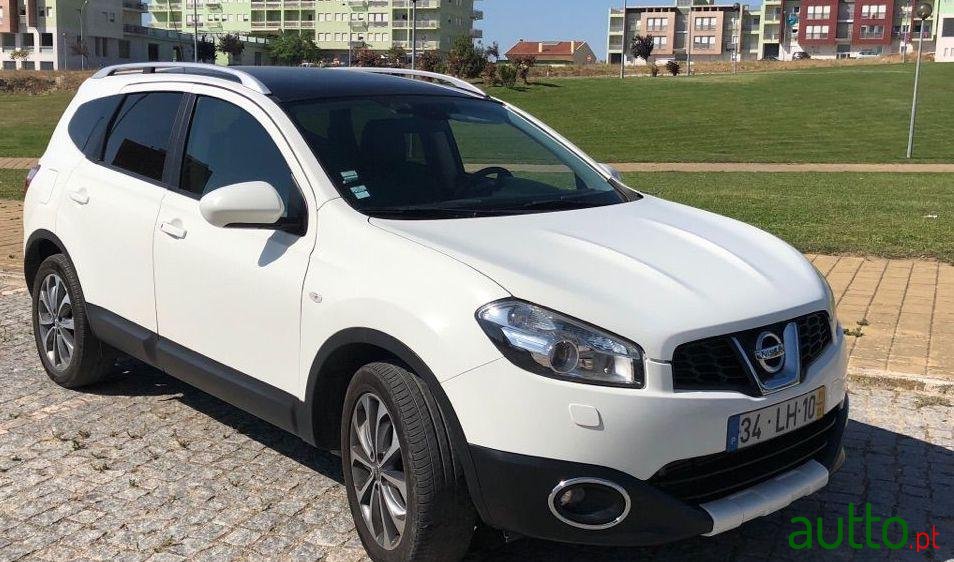 2011' Nissan Qashqai Teckna Primium photo #1