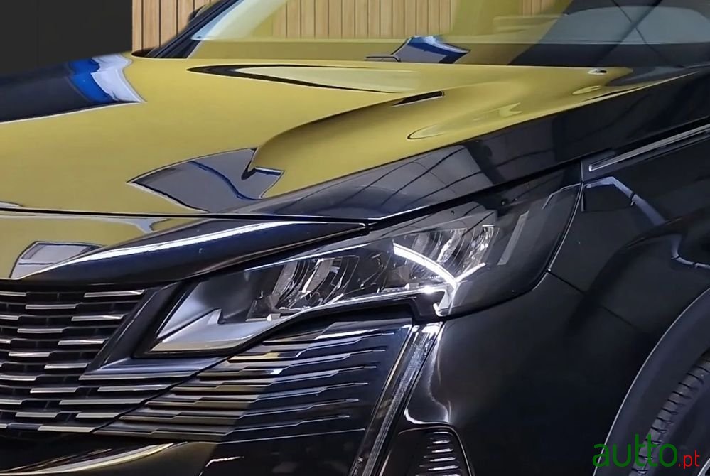 2021' Peugeot 3008 photo #5