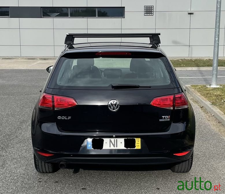 2012' Volkswagen Golf photo #4