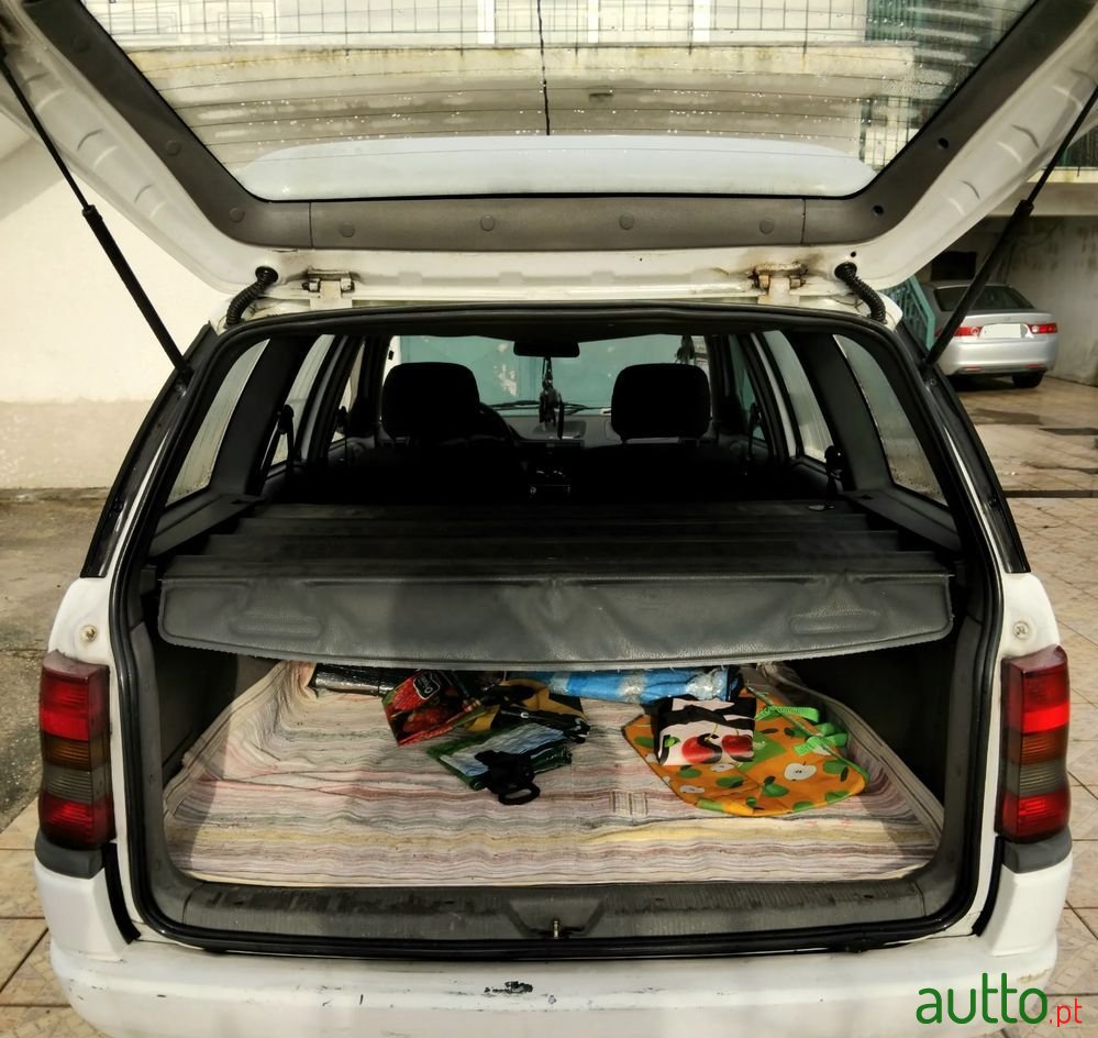 1995' Opel Astra photo #4