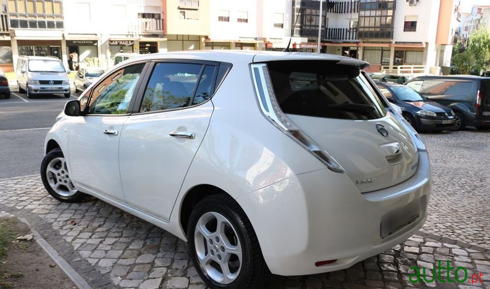 2017' Nissan Leaf Tekna 30 Kwh photo #5
