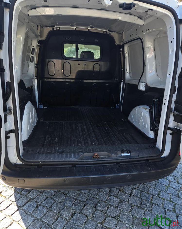 2015' Renault Kangoo photo #5