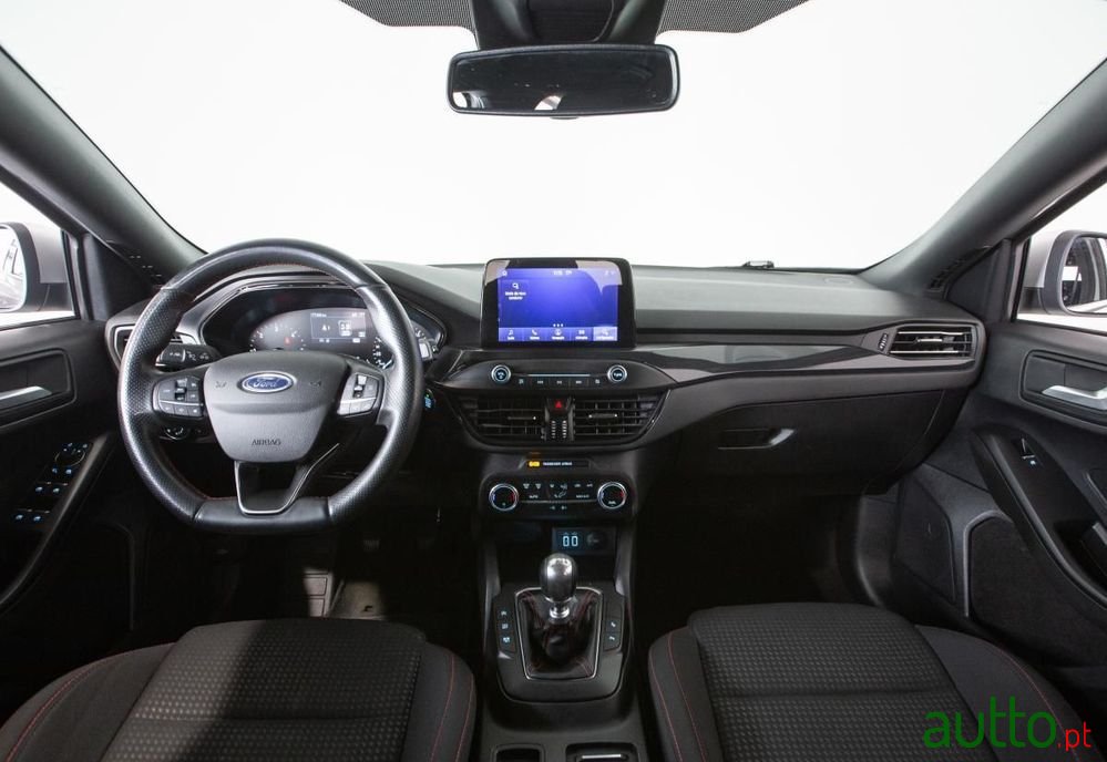 2021' Ford Focus Sw photo #6