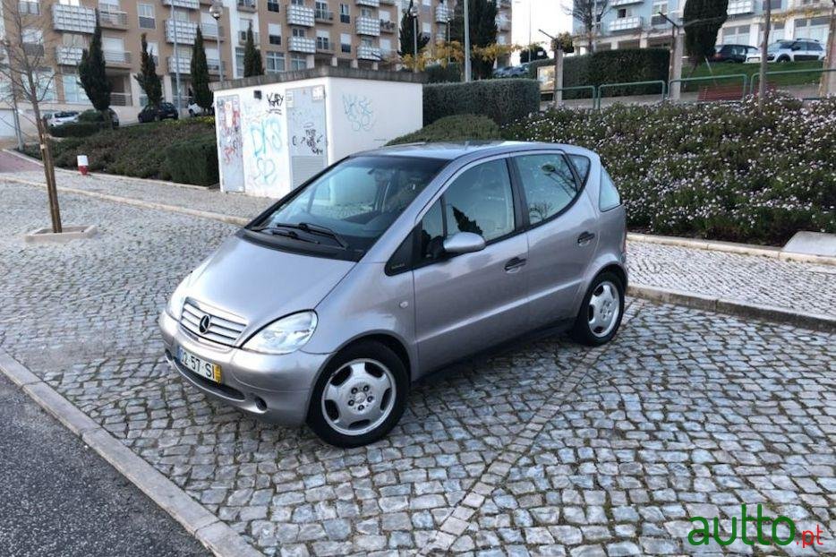 2001' Mercedes-Benz A-140 photo #1