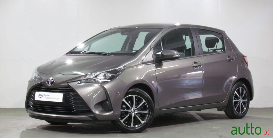 2020' Toyota Yaris photo #1