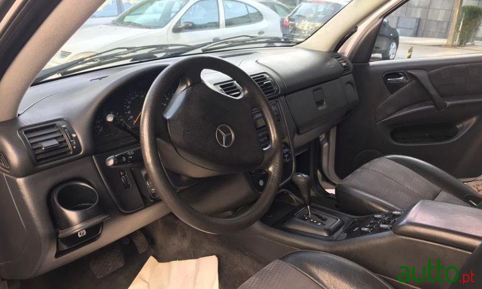 2001' Mercedes-Benz Ml-270 photo #2