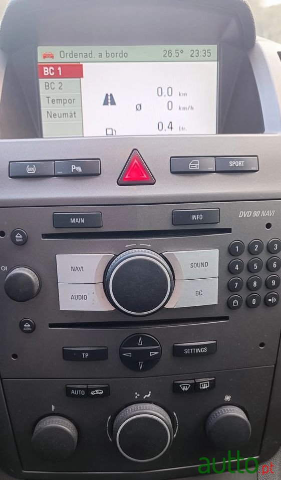 2006' Opel Zafira photo #4