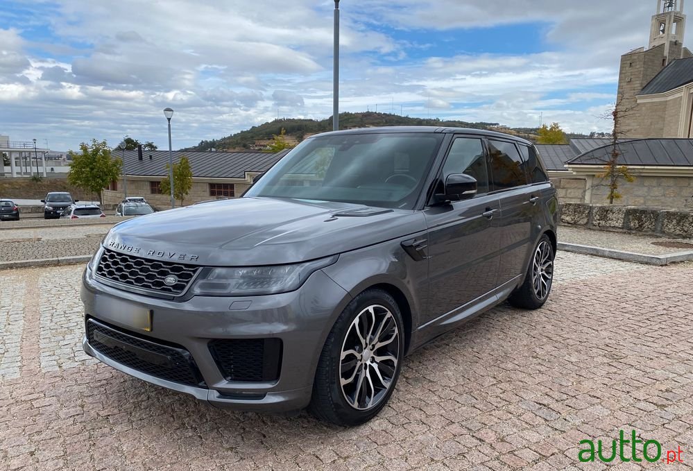 2018' Land Rover Range Rover Sport photo #1