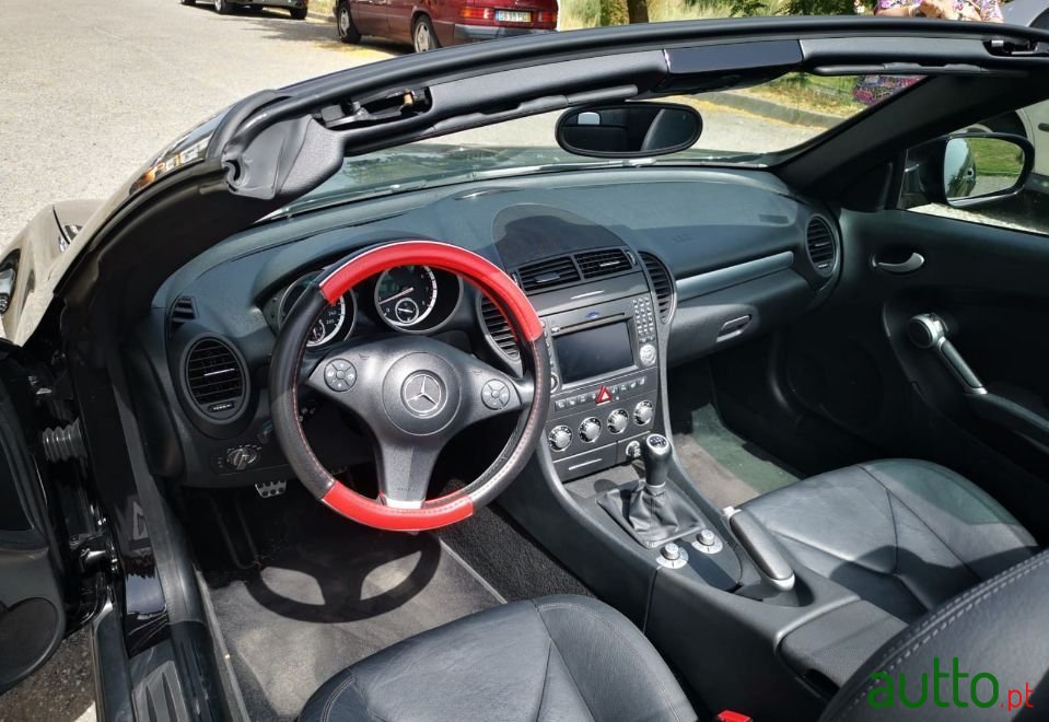 2009' Mercedes-Benz Slk-200 photo #1