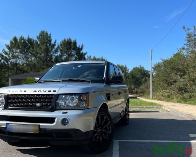 2009' Land Rover Range Rover Sport photo #2