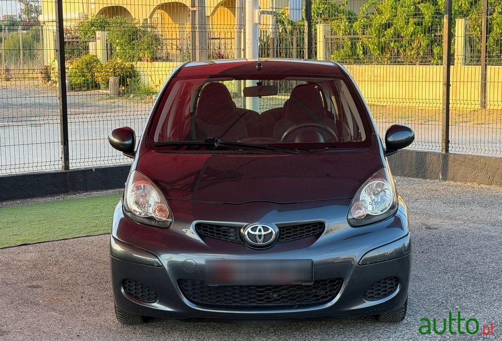 2009' Toyota Aygo Cool photo #2