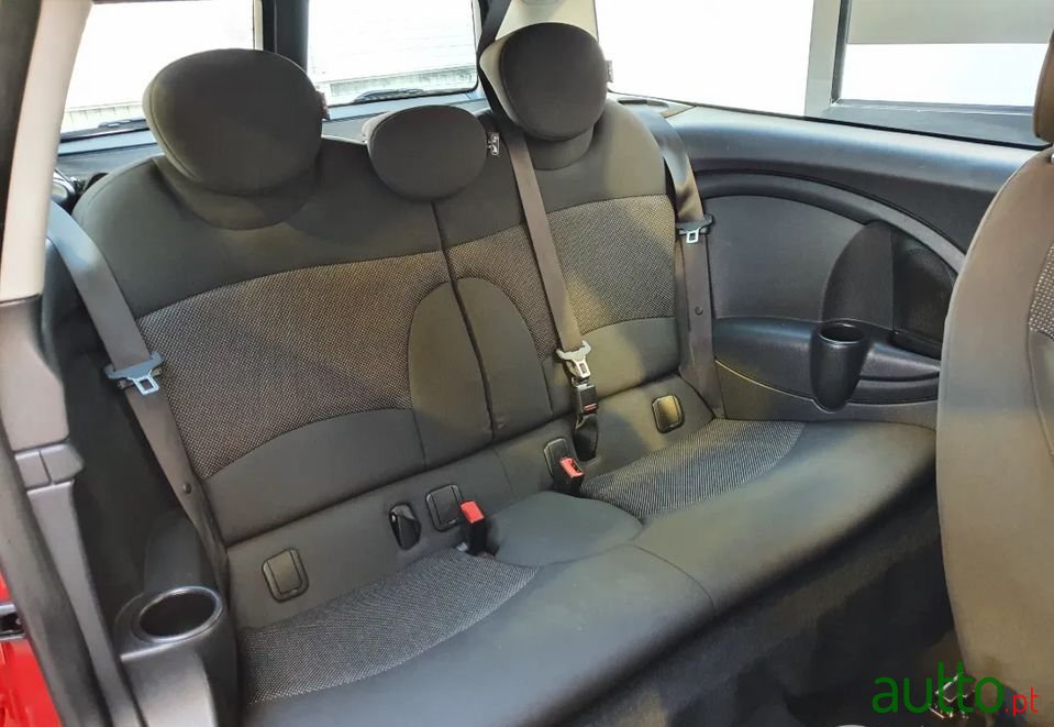 2009' MINI Clubman photo #5