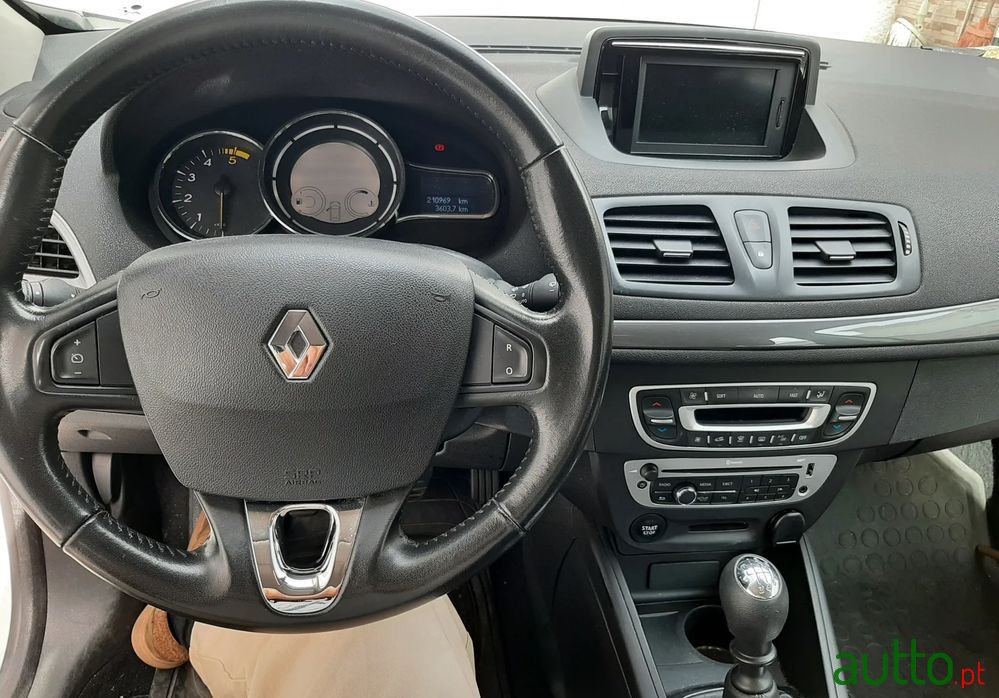 2016' Renault Megane photo #5